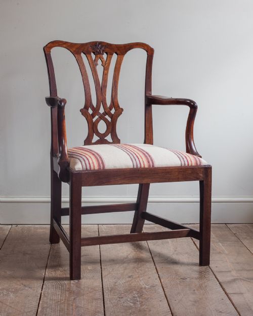 Fine Quality George III Mahogany Armchair