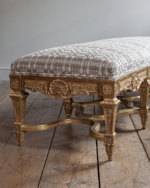 SUPERB EARLY 19TH CENTURY LOUIS XIV STYLE GILTWOOD STOOL - ADDITIONAL PHOTO 3