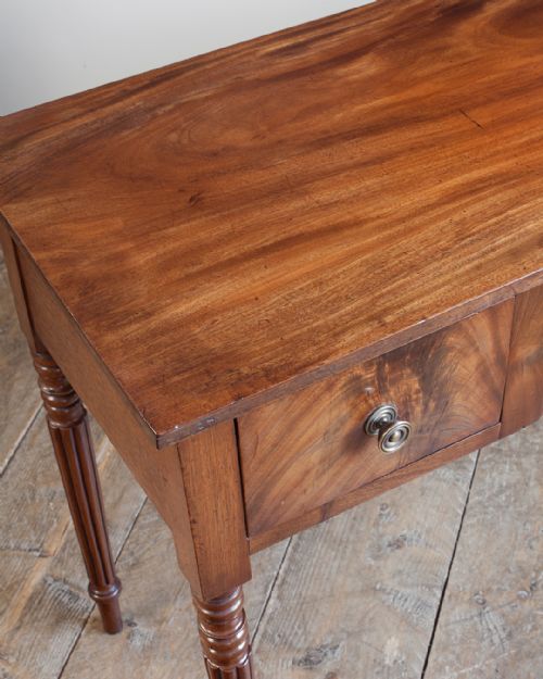 19TH CENTURY MAHOGANY DRESSING TABLE - ADDITIONAL PHOTO 4