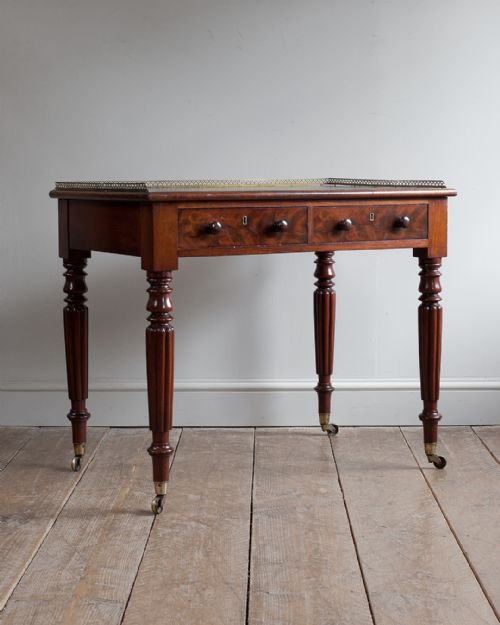 Good Quality 19th Century Mahogany Writing Table