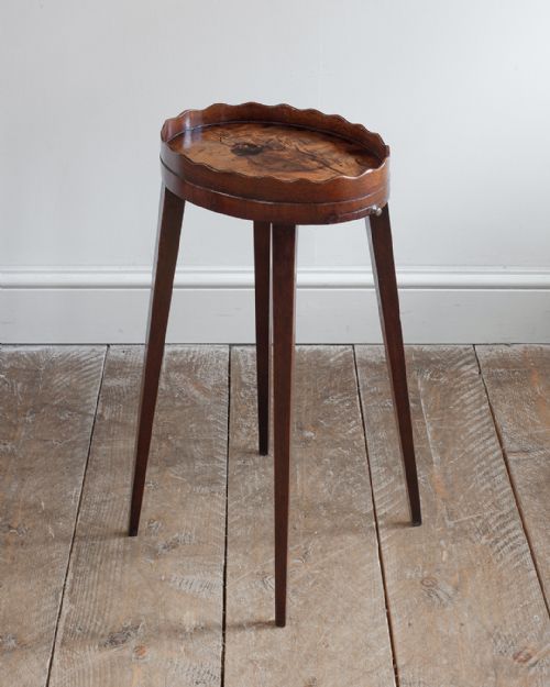 George III Mahogany Oval Urn Stand