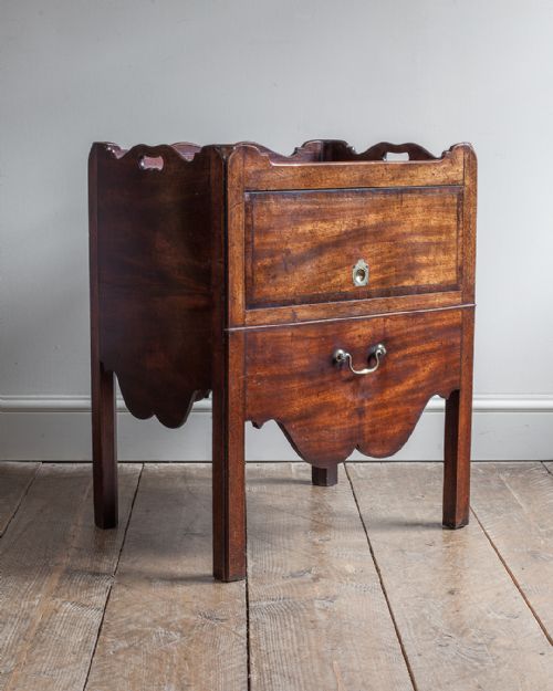 Lovely Quality George III Nightstand