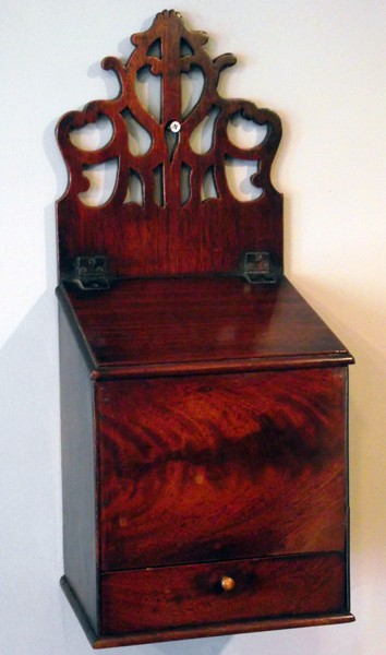 Georgian mahogany salt box