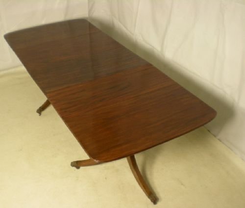 Georgian Style Mahogany Extending Table to Seat Twelve
