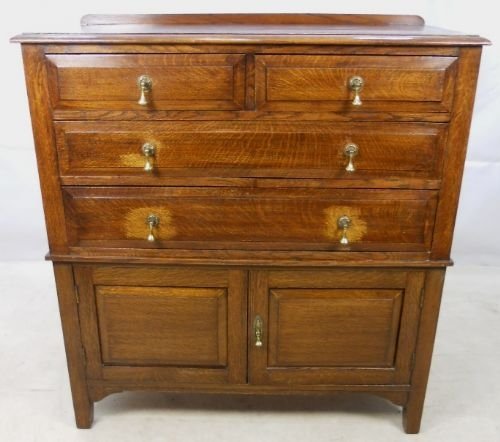 Quality Panelled Oak Chest of Drawers
