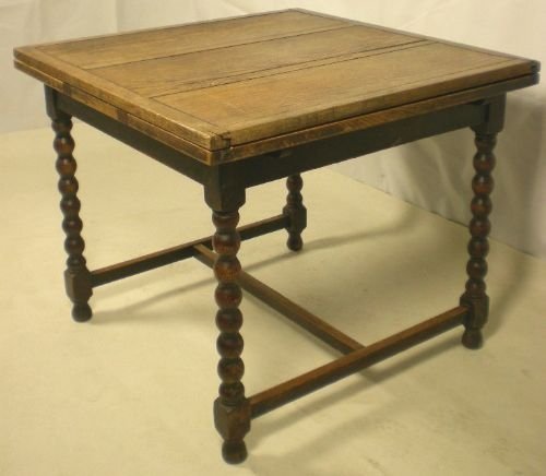 Oak Drawleaf Dining Table