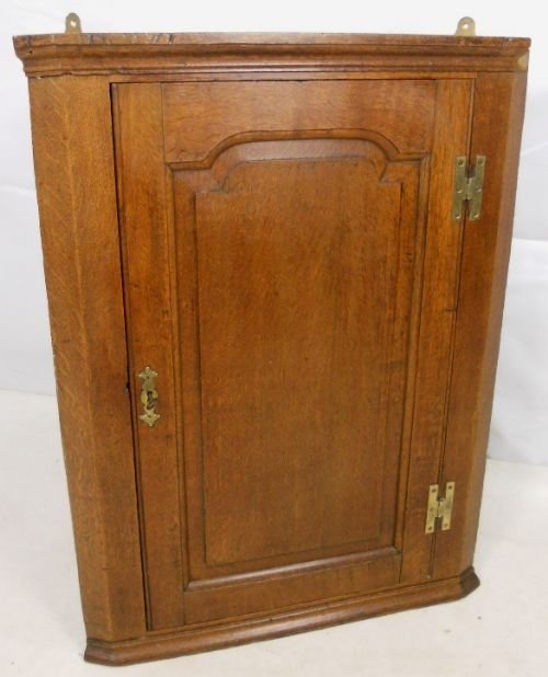 Georgian Oak Hanging Corner Cupboard