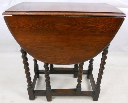 Small Oval Oak Gateleg Table