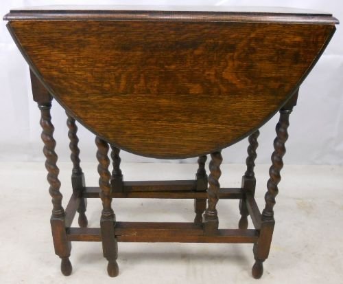 Dark Oak Gateleg Table