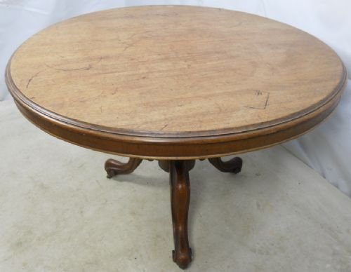 Victorian Round Mahogany Breakfast Table
