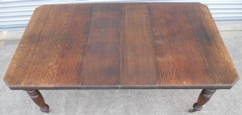 Edwardian Oak Extending Dining Table to Seat Eight