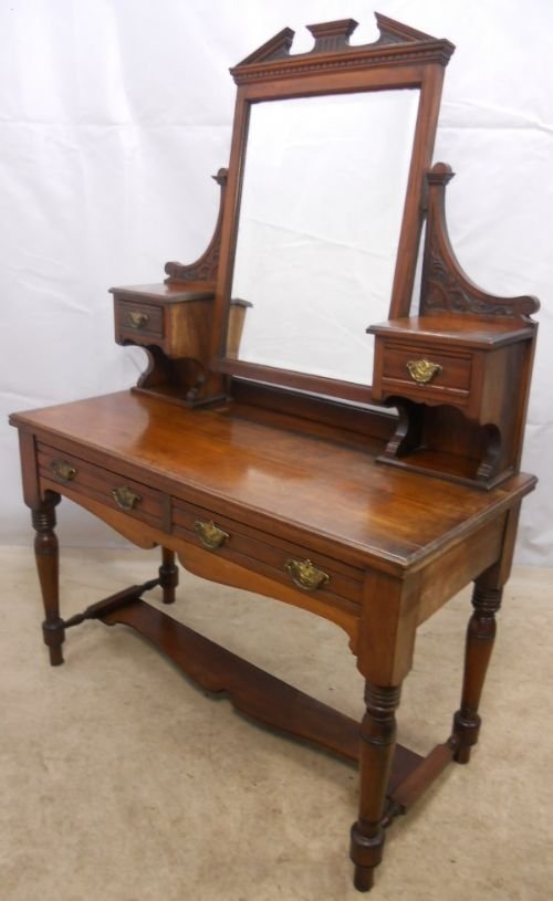 Victorian Mahogany Dressing Table