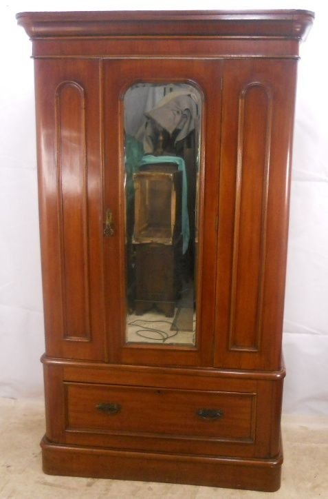 Victorian Mahogany Wardrobe