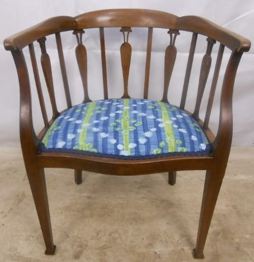 Edwardian Mahogany Salon Tub Armchair