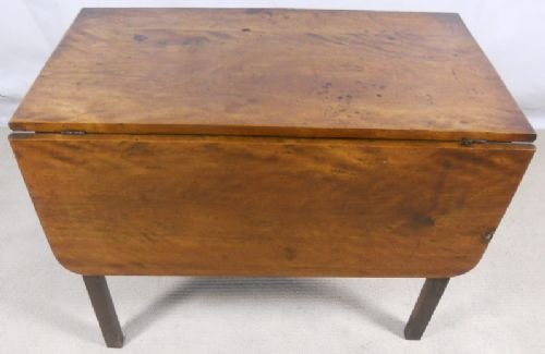 Georgian Mahogany Dropleaf Dining Table