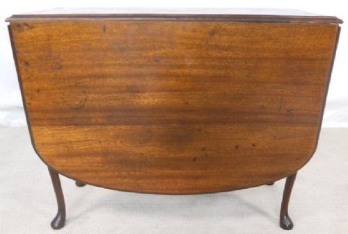 Queen Anne Style Mahogany Dropleaf Dining Table