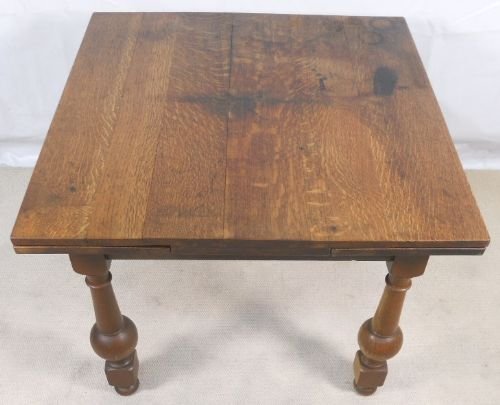 Solid Oak Drawleaf Dining Table