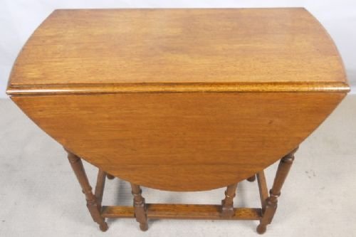 Oval Light Oak Dropleaf Gateleg Table