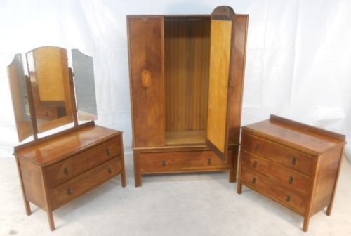 fig 1. Three Piece Oak Bedroom Suite
