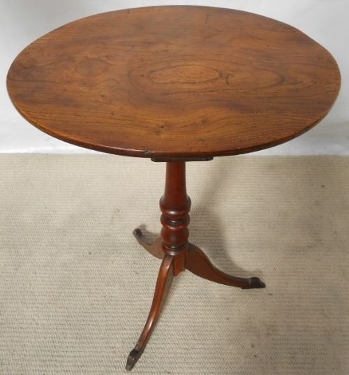 Georgian Oval Walnut Tripod Table