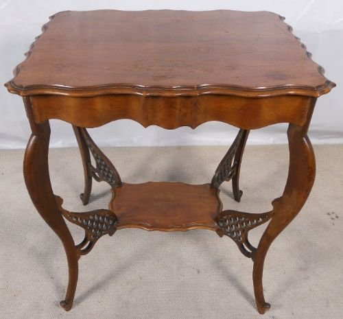 Edwardian Mahogany Shaped Centre Table