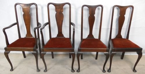 Set of Four Queen Anne Style Mahogany Dining Chairs