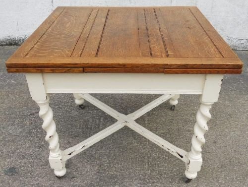 Oak Extending Drawleaf Dining Table to Seat Six