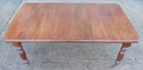 Edwardian Mahogany Extending Dining Table to Seat Eight
