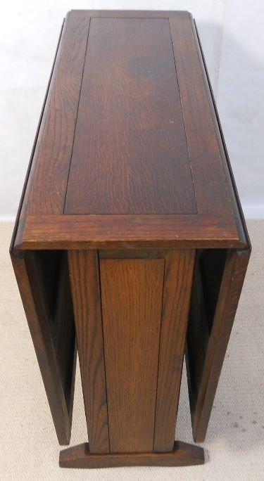 Oak Dropleaf Dining Table to Seat Six