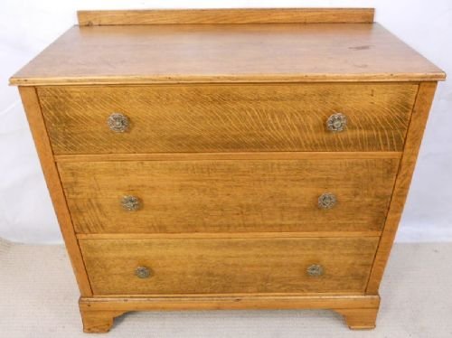 Light Oak Chest of Drawers