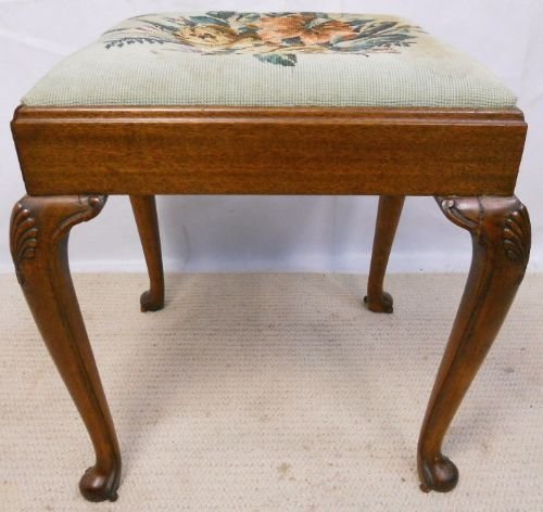 Queen Anne Style Burr Walnut Cabriole Legs Stool
