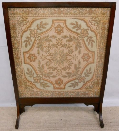 Edwardian Mahogany Framed Glass Fronted Needlework Firescreen