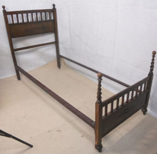 fig 1. Barley Twist 1920's Oak Single Bed