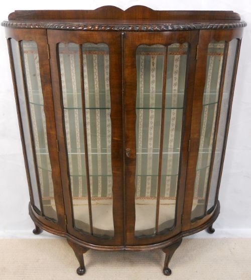 Chippendale Style Mahogany Bowfront China Display Cabinet