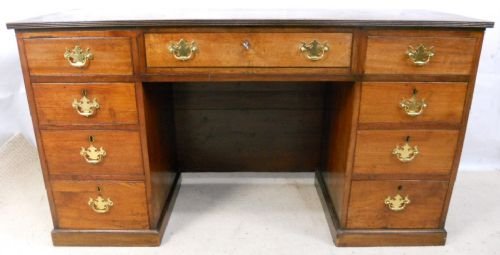 fig 1. Georgian Mahogany Writing Desk