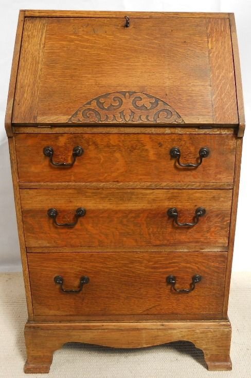 Georgian Style Small Oak Writing Bureau Desk
