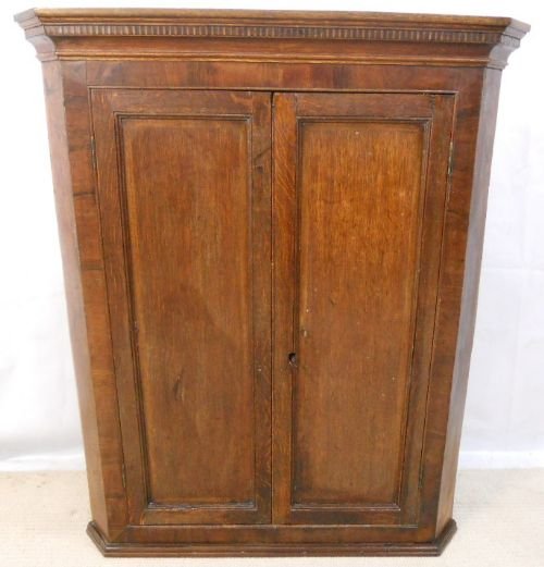 Georgian Oak Two Door Hanging Corner Cupboard