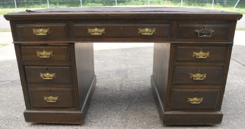 Edwardian Oak Pedestal Writing Desk for Restoration