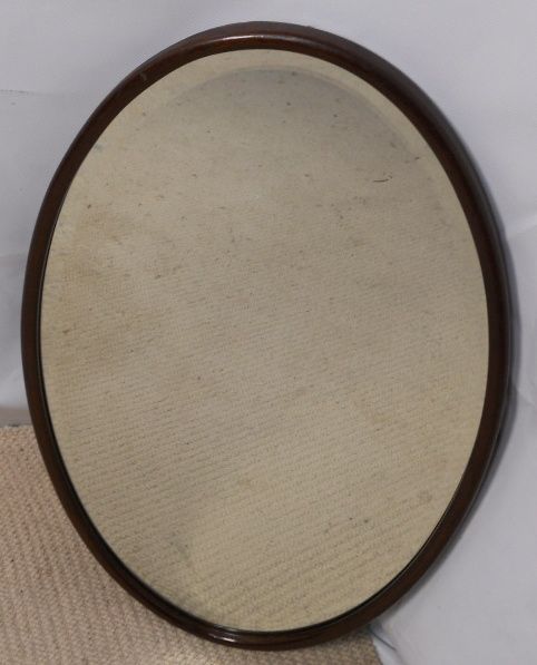 Oval Mahogany Frame Hanging Wall Mirror