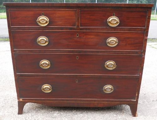 Georgian Mahogany Chest of Drawers