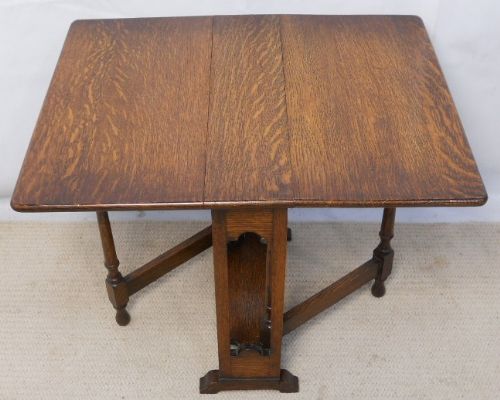 Small Oak Dropleaf Coffee Table