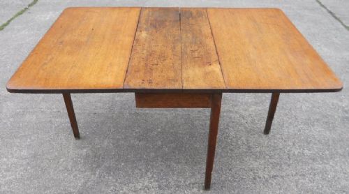 Georgian Oak Dropleaf Dining Table to Seat Six