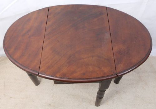 Victorian Small Oval Dropleaf Coffee Table