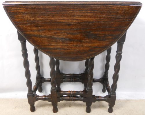 Small Oval Oak Gateleg Table