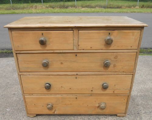 Victorian Pine Chest of Drawers