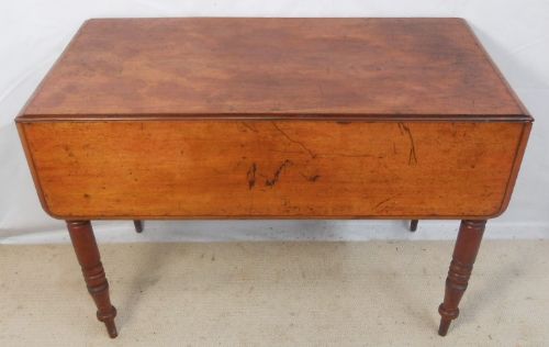 Victorian Mahogany Pembroke Table