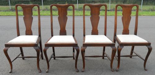 fig 1. Set of Four Queen Anne Style Walnut Dining Chairs 