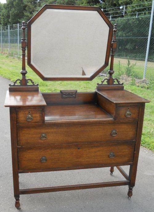 Oak Dressing Table