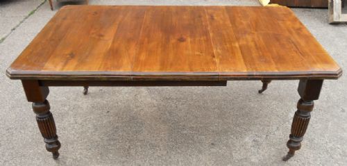 Edwardian Walnut Extending Dining Table