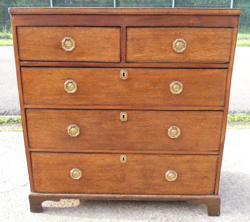 Georgian Oak Chest of Drawers